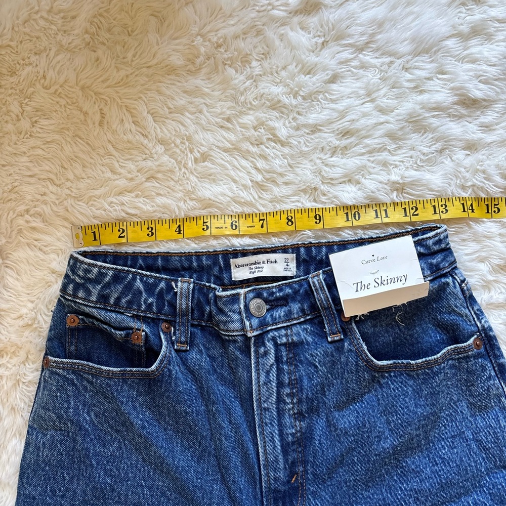 Abercrombie & Fitch Dark Blue High-Rise Skinny Jeans - Picture 7 of 9